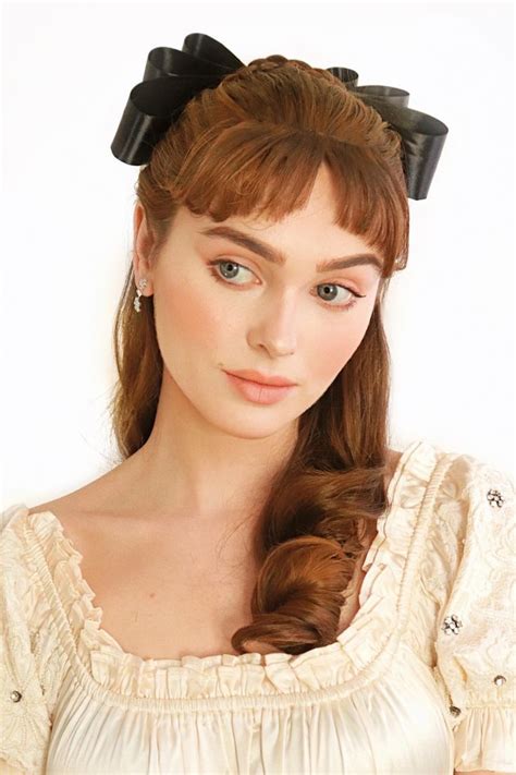 Daphne Bridgerton Inspired Hair Makeup Capelli E Trucco