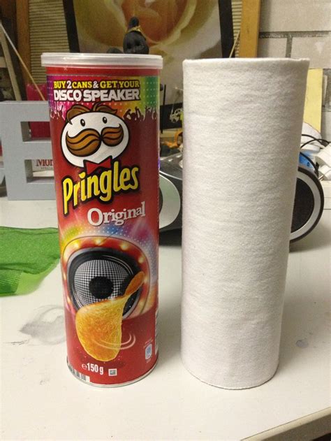 Een Lege Pringles Bus Ik Heb Er Met Een Schaar Sterretjes En Een