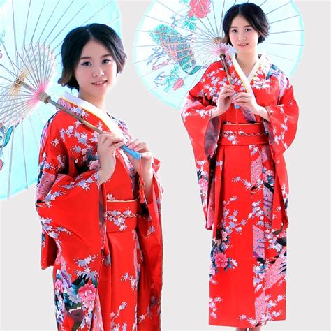 Tradicional Kimono Japon S Yukata Mujer Con Performance Danza Trajes