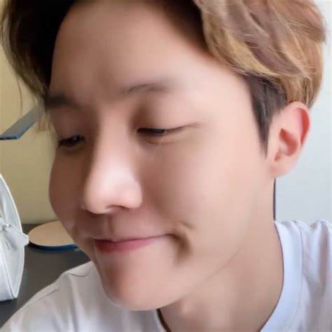 Hobi Pics On Twitter Hoseok Hoseok Bts Jung Hoseok