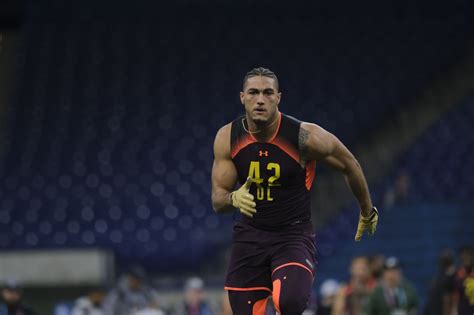 Comparing Former Ducks Jalen Jelks And Deforest Buckners Nfl Combine