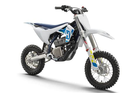 2023 Husqvarna EE 3 e EE 5 Revisão do acesso preferencial Bacana