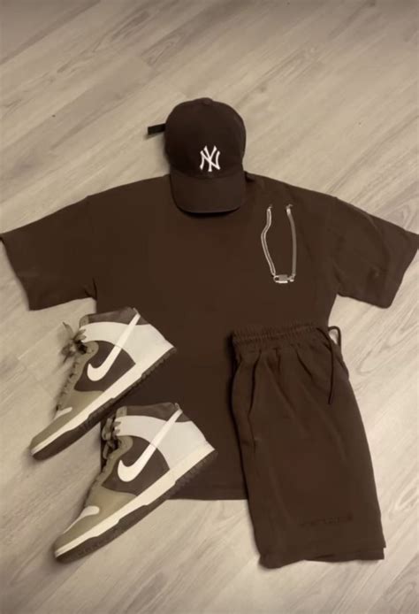 Pin by dripsaucemtl on 𝓭𝓻𝓲𝓹 Trendy boy outfits Mens casual dress