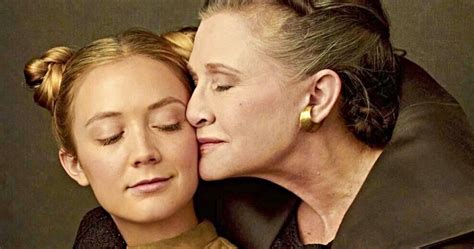 Billie Lourd Pays Tribute In Song To Mom Carrie Fisher On Nd