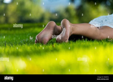 Barefoot Blonde Women Hi Res Stock Photography And Images Alamy