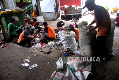 Menengok Pengolahan Sampah Tps Nitikan Di Yogyakarta Republika Online