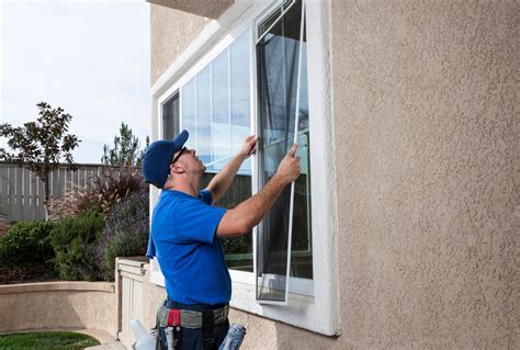 Fenster Einbauen Mit 3 Fragen Zum Richtigen Fachmann Gelangen Renovero