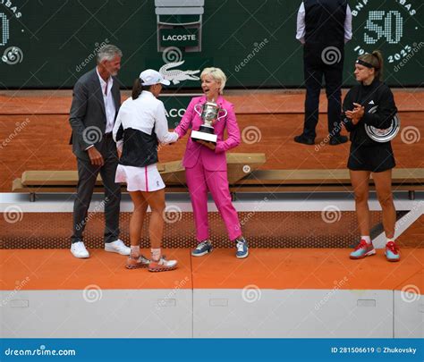 Roland Garros Champion Iga Swiatek Of Poland L With Cris Evert