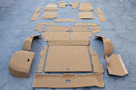 Mercedes W Carpet Kit