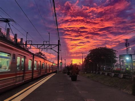 Dramatic Sunset Sky in Cisauk Station Stock Photo - Image of evening, transport: 270225282