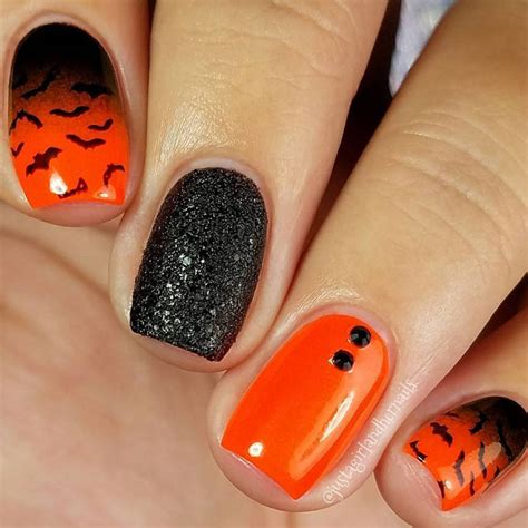 Cute And Creepy Halloween Nail Designs