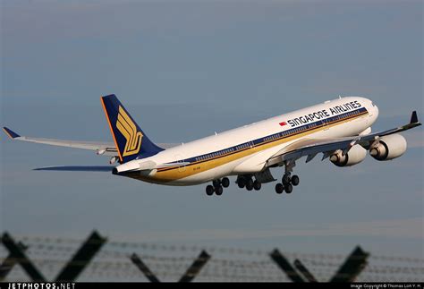 9V SGB Airbus A340 541 Singapore Airlines Thomas Loh Y H