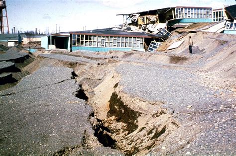 Alaskas Good Friday Earthquake In Shocking Images 1964 Rare Historical Photos