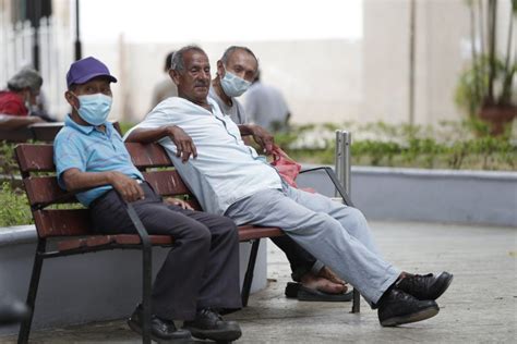 El Uso De La Mascarilla En Espacios Abiertos O Al Aire Libre Deja De