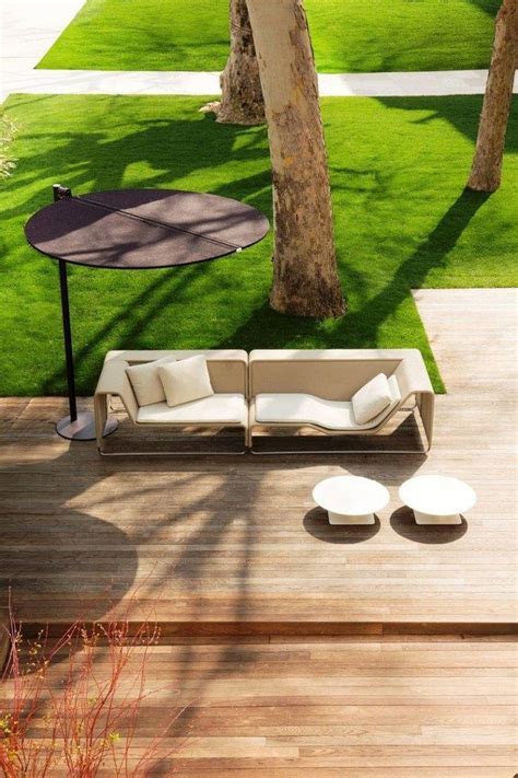 15 Interesting and Modern Outdoor Furniture Ideas | Founterior