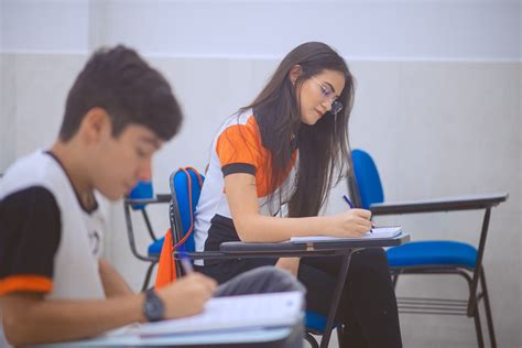 Como Escrever Uma Reda O Nota Mil No Enem Professora D Dicas De Como