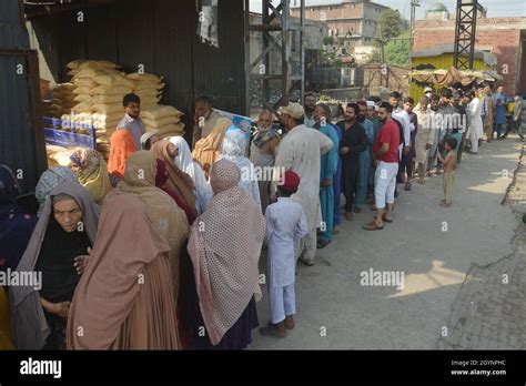 Lahore Pakistan Th Oct A Large Numbers Of Pakistani People