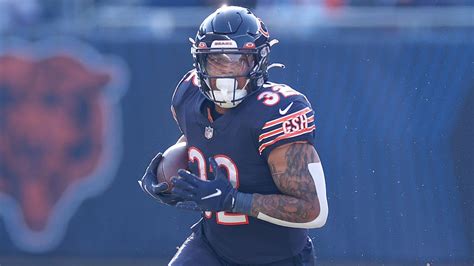 Lions Signing Former Bears RB David Montgomery To Three Year 18M Deal