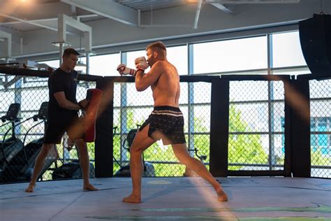 Photo Gallery | Dricus Du Plessis Trains For UFC 290 | UFC