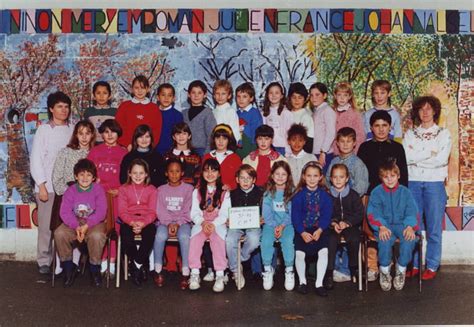 Photo De Classe CM1 1992 1993 De 1992 ECOLE EDMOND MICHELET Copains