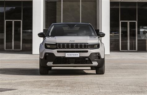 Jeep Avenger Xe Estreia Motor H Brido Tra O X E Chega Em