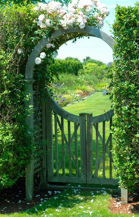 Arbor Gate Ideas For Garden Or Front Entrance Designs