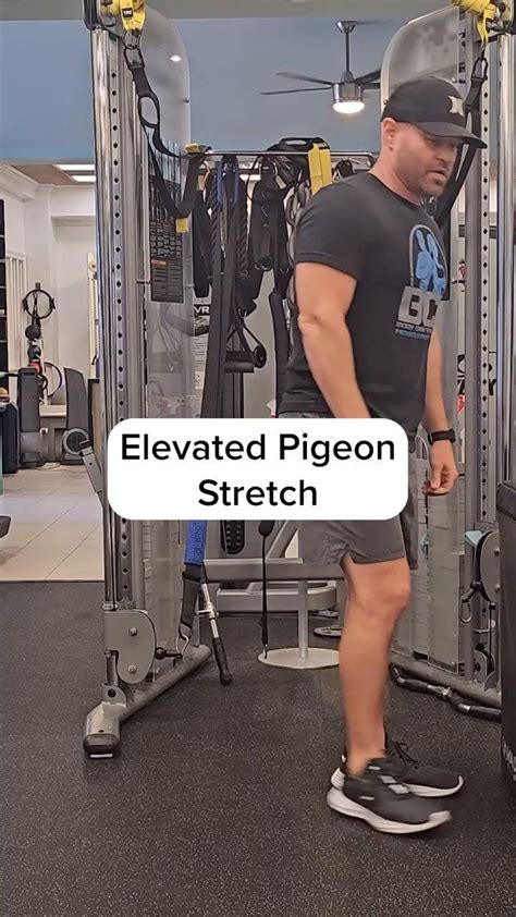 Elevated Pigeon Stretch Video En 2024