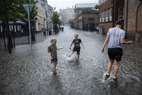 Dmi Advarer Her Kan Der Komme Torden Og Skybrud Avisen Dk