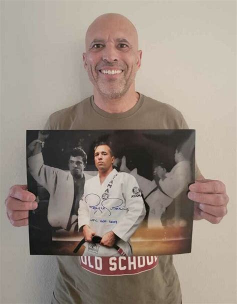 Royce Gracie Signed UFC 11x14 Photo Inscribed "UFC HOF 2003" (PA COA ...