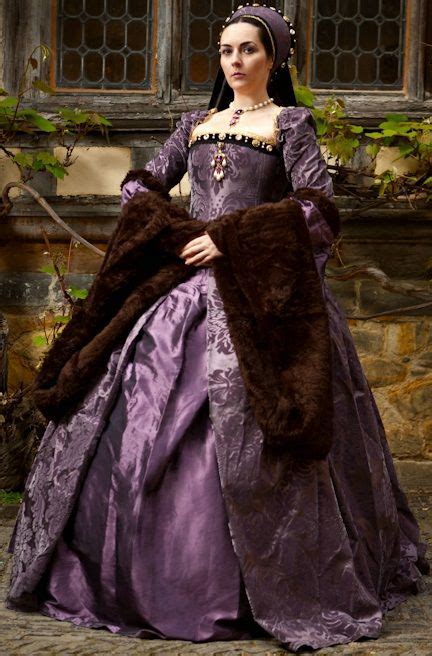 Purple Tudor Costumes Renaissance Fashion Tudor Fashion