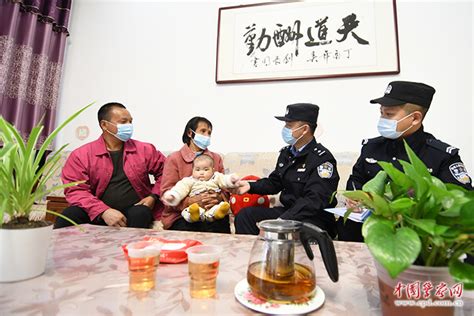 河南浚县走村入户访民情 中国警察网