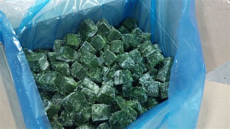 A Grade Green Frozen Spinach Cubes Loose Iqf At ₹ 85kg In Jejuri