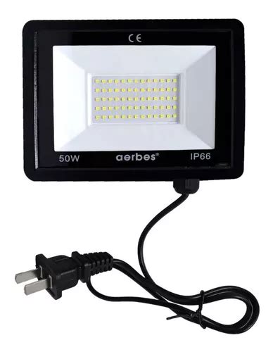 Reflector Lampara Led 50w Uso Exterior Int Ip66 Con Enchufe Cuotas