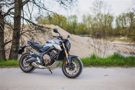 Zdjęcia 35 Honda CB 650R Honda CB650R wszechstronny naked z rodziny