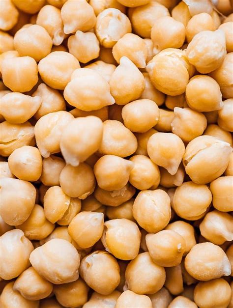 The Ultimate Guide To Chickpeas Varieties Uses And Nutrition Info