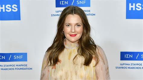 Befreiender Akt Drew Barrymore Liebt Es Nackt Zu Sein