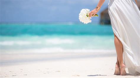 Wedding photography at Hurawalhi - Wedding, Honeymoon at Hurawalhi Resort Maldives