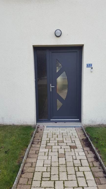 Installation D Une Porte D Entr E Pvc Gris Anthracite Ral Et De