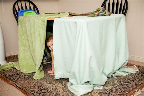 Mommy Minutes: Blanket Fort