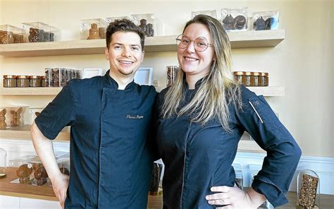 Lannion Lancienne Boulangerie La Fourn E Devient Une P Tisserie