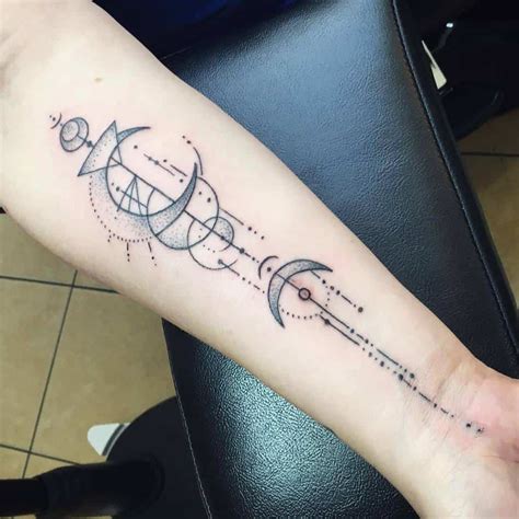 Cool Crescent Moon Tattoo Ideas And Their Meaning