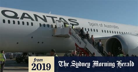 Video Qantas Debuts New 19 Hour Flight From New York To Sydney