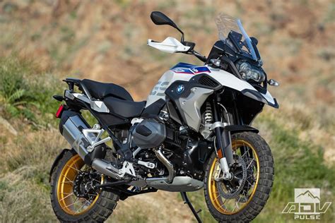 Bmw R Gs Adventure Officially Debuts With Shiftcam Engine Asphalt