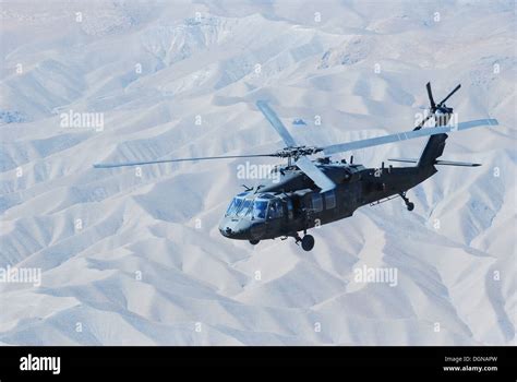 A Uh 60l Black Hawk Helicopter From A Company Hi Res Stock Photography