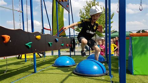 Lingen Ninja Warrior Parcours Zum Ferienende Auf Dem Marktplatz NOZ