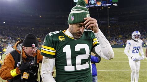 Aaron Rodgers Has Emerged From His Darkness Retreat Yardbarker