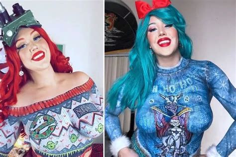 Woman S Naked Christmas Outfit Wows Fans As They Realise It S Nothing