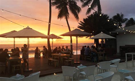 Casual Waterfront Dinner On Tahiti