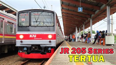 NAIK KRL TERTUA TRIP PERDANA Naik KRL Commuter Line JR 205 5 Yang