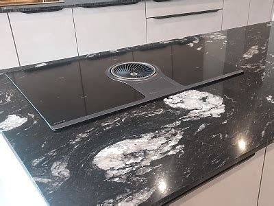 Intérieur Granit Plan de travail en granit Black Cosmic finition polie